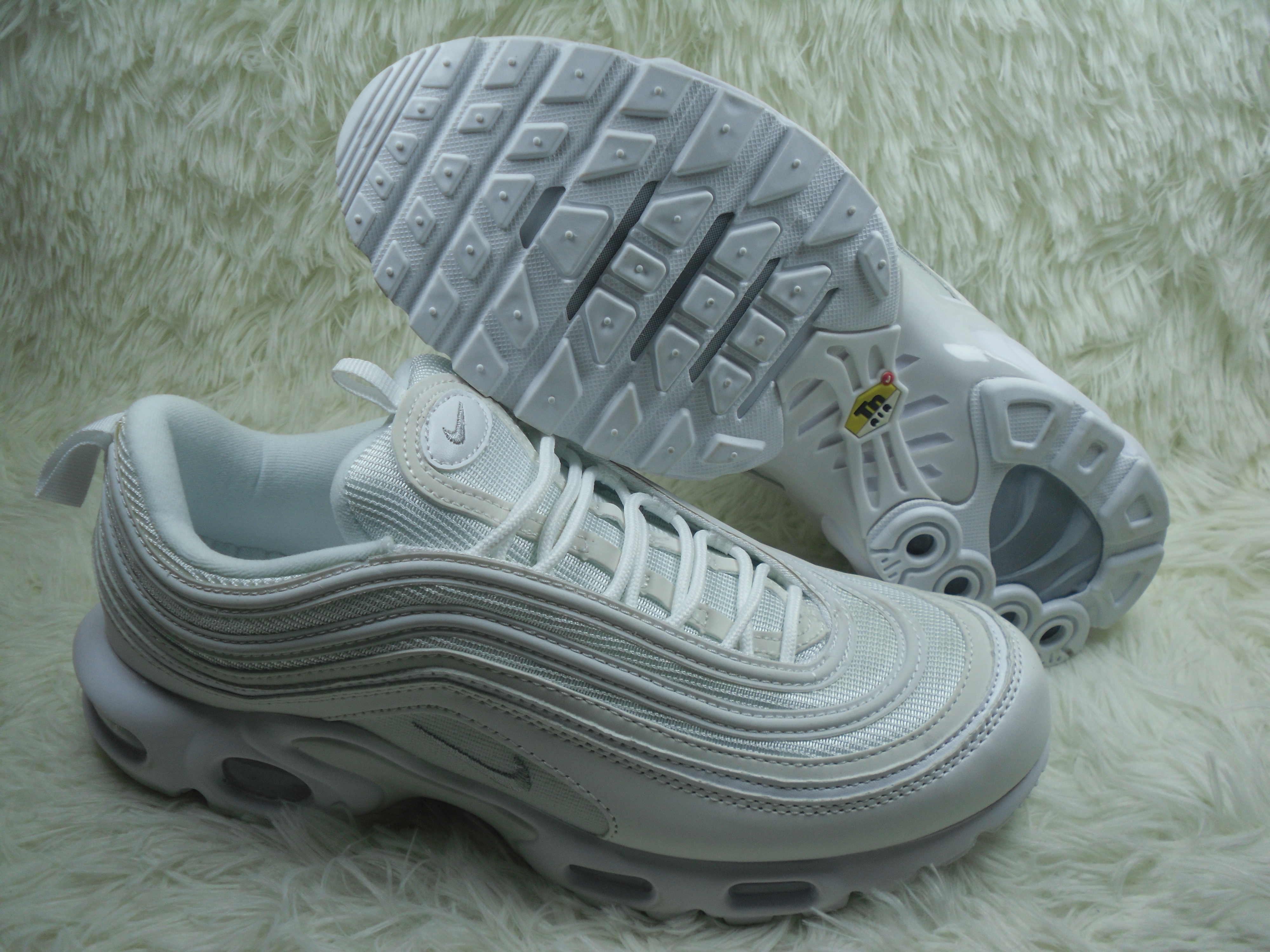 Nike Air Max TN 97 All White Shoes - Click Image to Close